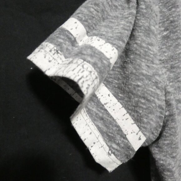 AMERICAN EAGLE OUTFITTERS | small | Short Sleeve Crew Neck Shirt With Stripes - Picture 11 of 16